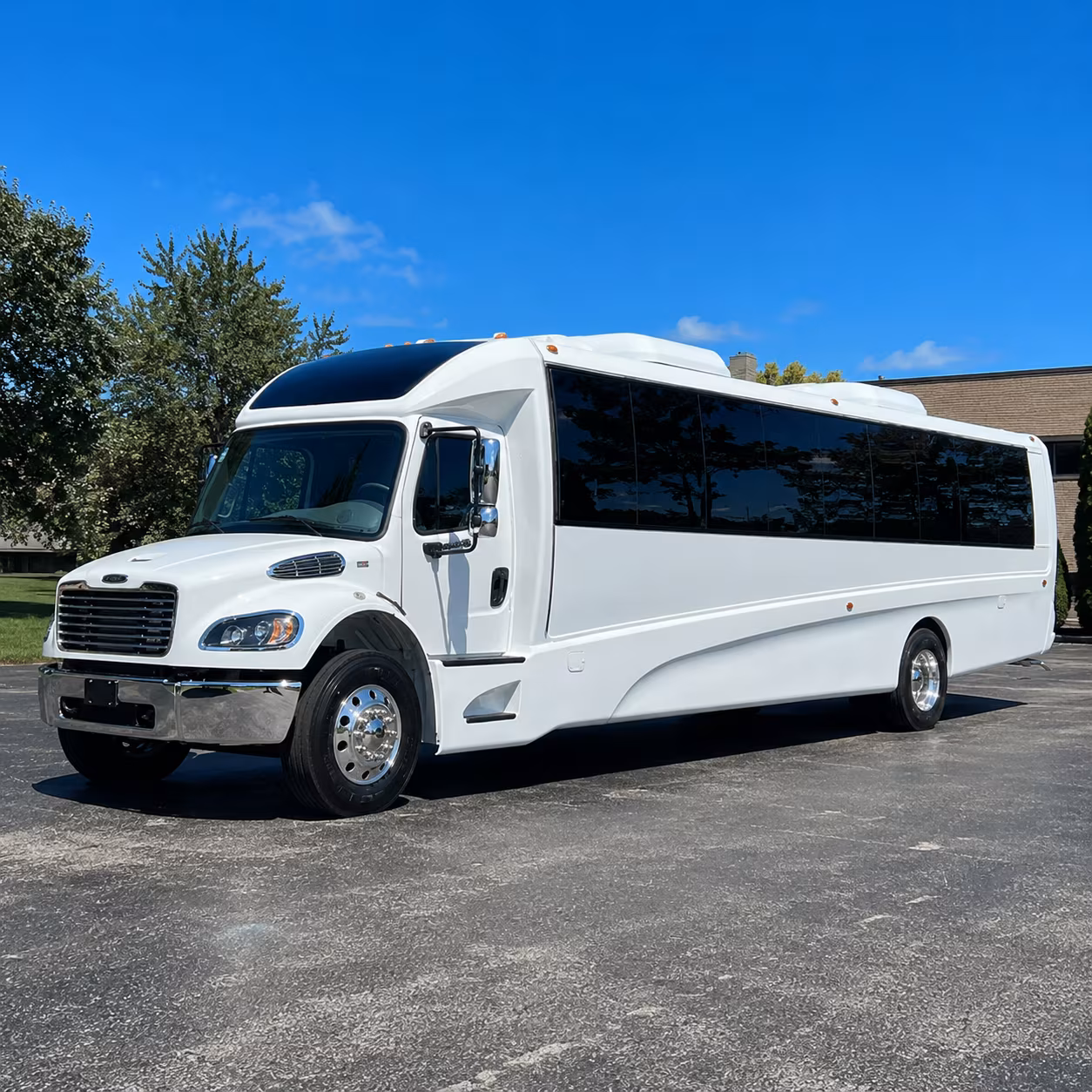 moreno valley 18 passenger minibus