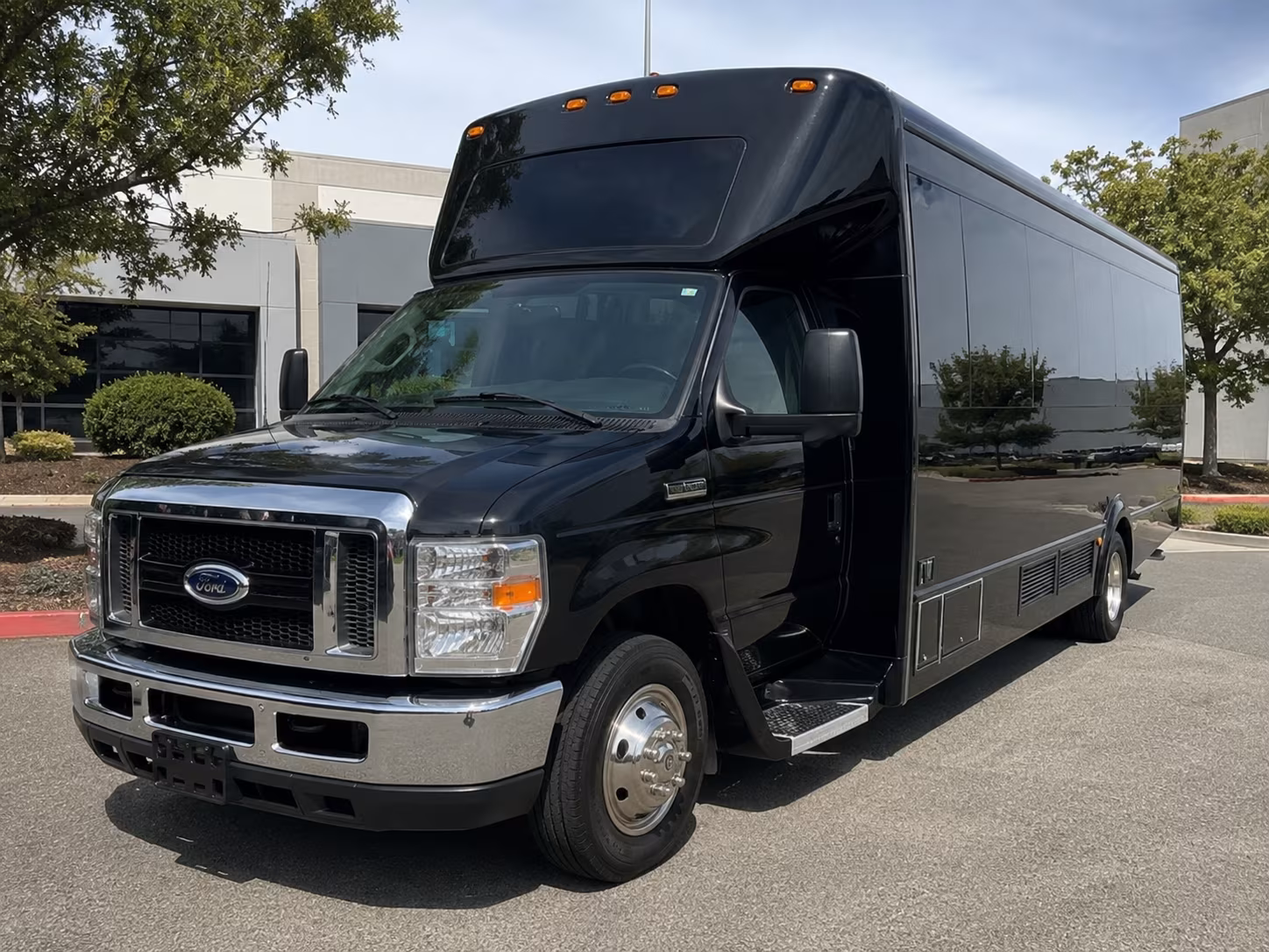 moreno valley new years eve party bus rental