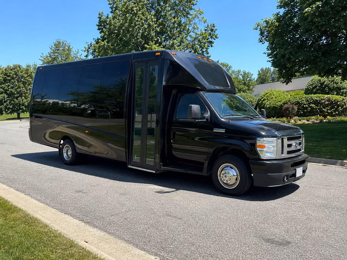 party buses for moreno valley wedding parties and bridal groups